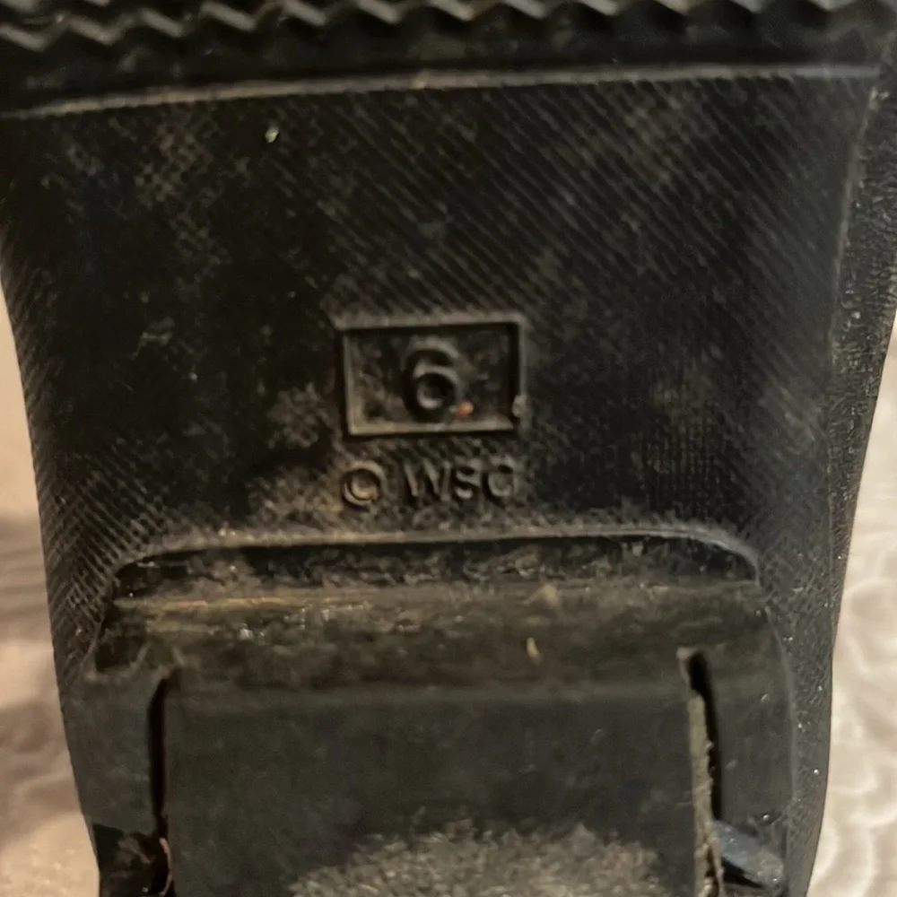 Chooka‎ boots, size 6